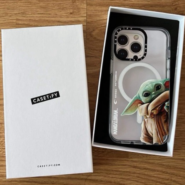 🧺🔅Used once!!!! Grogu case (IP 13Pro) - CASETiFY