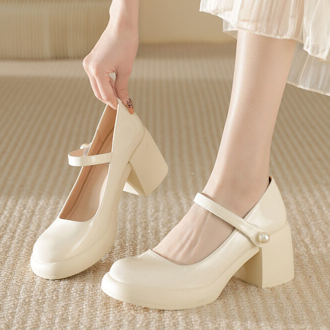 🌸สปอตสินค้า🌸รองเท้าหนังแมรี่เจน เรโทร สําหรับผู้หญิงรองเท้าส้นสูงแฟชั่นส้นหนา สไตล์อังกฤษ รองเท้าผู้หญิง