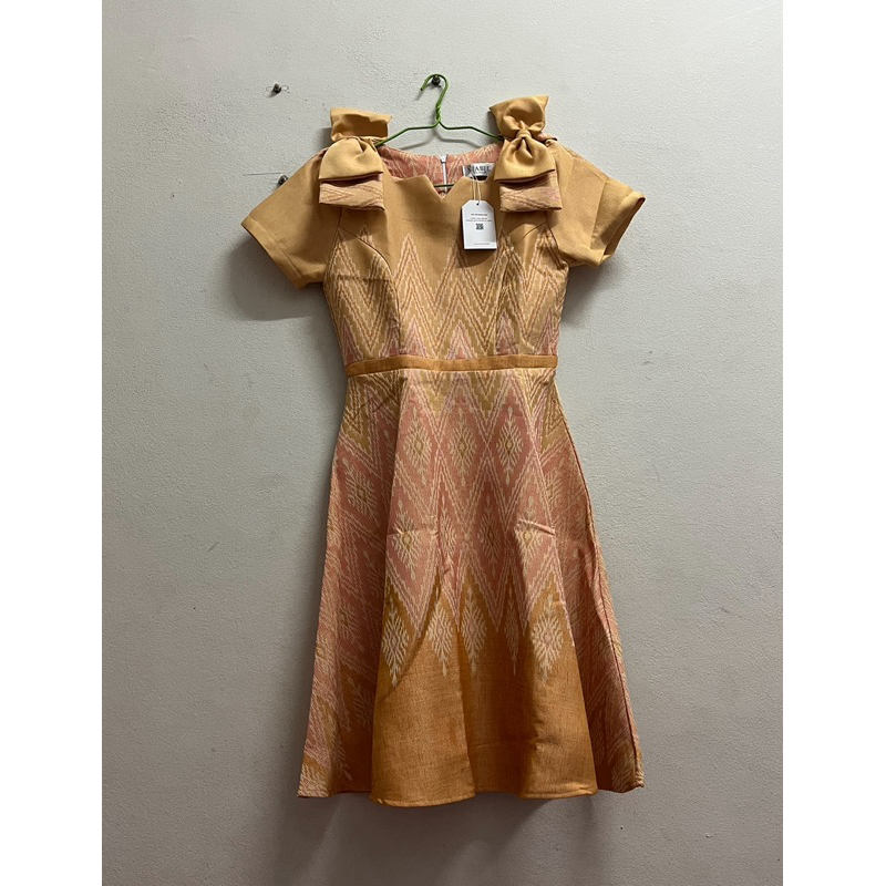 เดรสทำงานผ้าไทย ป้าย mabel