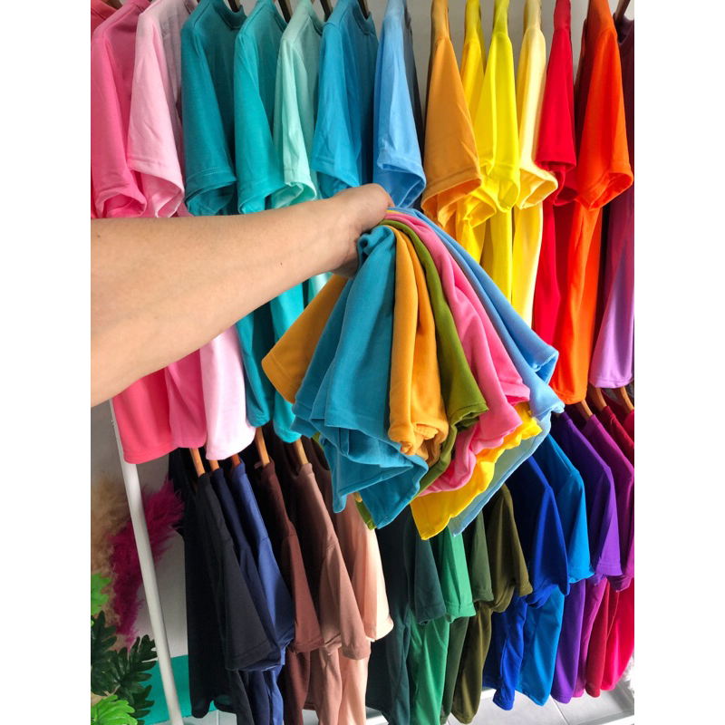 เสื้อยืดสีพื้นคอกลมโทนสีสดใส