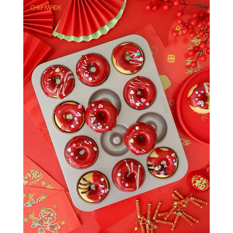 พิมพ์อบโดนัท CHEFMADE  donut cake mold 12-Cavity Non-Stick wk9225