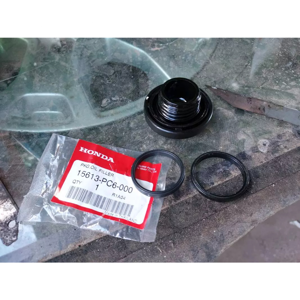 ฝาปิดน้ำมันเครื่องครบชุดพร้อมโอริง Honda Jazz, City, Civic, CRV แท้เบิกศูนย์