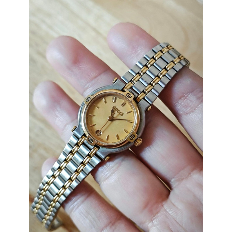 gucci watch vintage 9000L