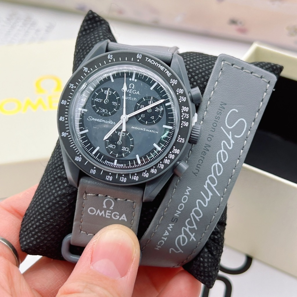 นาฬิกาข้อมือ ระบบควอตซ์ แบรนด์หรู รุ่นสุดฮิต