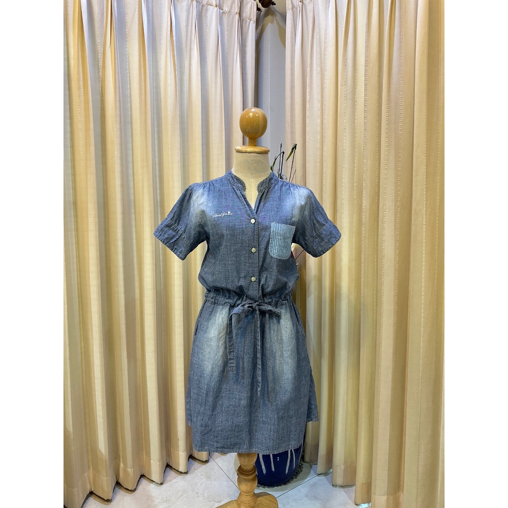 almost famous เดรสผ้ายีนส์ทรงปล่อย เอวจั๊ม