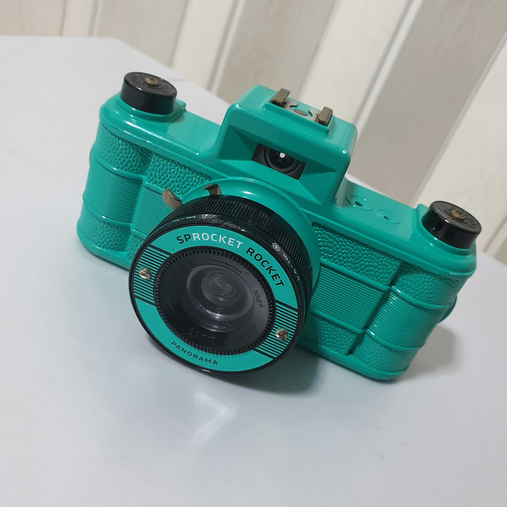 Sprocket Rocket SUPERPOP! Panorama camera กล้องฟิล์มขนาด 35 ม.ม.🚫ใช้งานไม่ได้⚠️สินค้ามือสอง⚠️รบกวนอ่