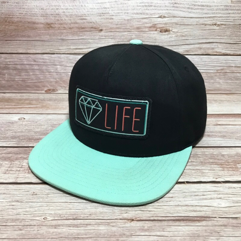 หมวก Diamond Supply Co Neon Snapback Hat