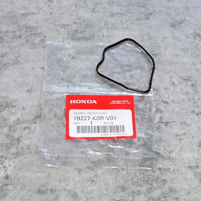ประเก็นปั้มน้ำ PCX160 ปี2021-2023 /CLICK160 ปี 2022 /ADV160 ปี2023 แท้ศูนฮอนด้า ราคา/1ชิ้น 19227-K0R-V01