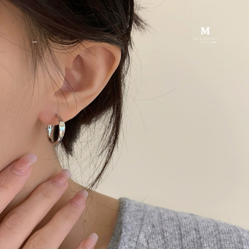 MEET พร้อมส่ง ต่างหูเงิน Circle ต่างหูแฟชั่น ต่างหูห่วง ตุ้มหูเงินแท้925 ต่างหูผู้หญิง ต่างหูเกาหลี ตุ้มหูเงิน ต่างหู