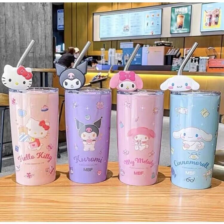 ซื้อ (ใหม่) พร้อมส่ง🔥แก้วเก็บความเย็น งานพาสเทล ลายลิขสิทธิ์ Sanrio ขนาด 600 ml (แถมหลอด+ตุ๊กตา)