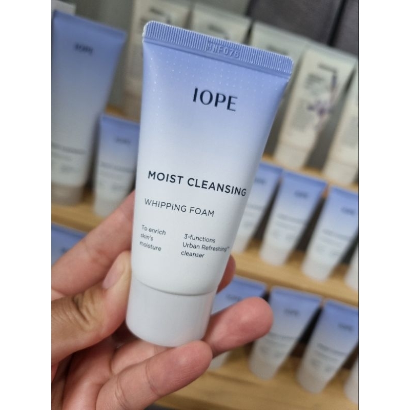 IOPE MOIST CLEANSING WIPPING FOAM