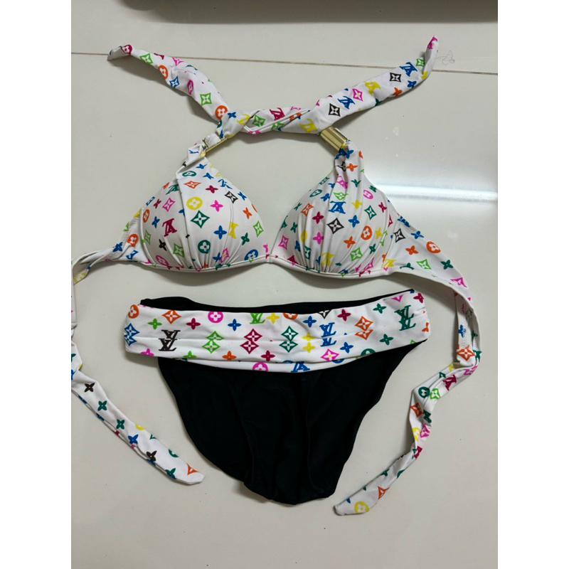 ชุดว่ายน้ำแบบบิกินีลายหรูหรา bikiniริมbeach#B02