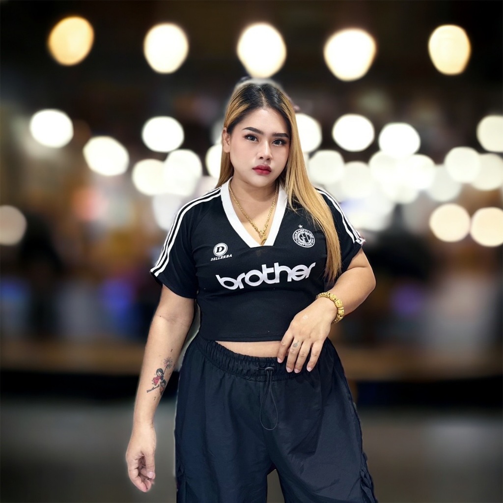 พร้อมส่งทันทีจากไทย*เสื้อบอลสาวอวบต๋องแฟชั่น อก38-44 ยาว18 รุ่น คอวีบอลครอปสกรีนลาย