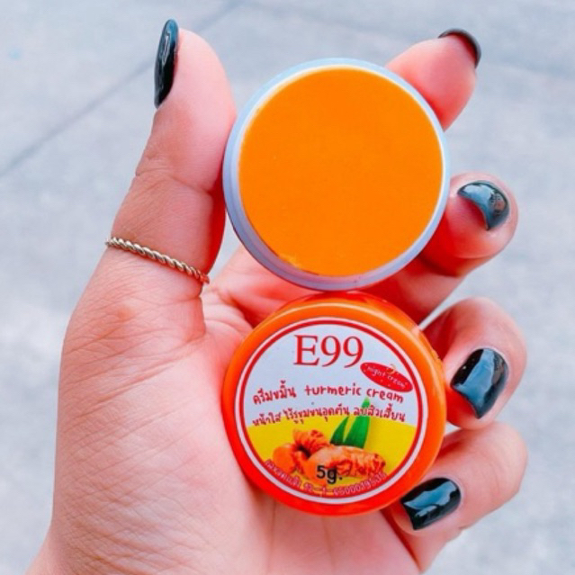 ครีมขมิ้นE99ขนาด5กรัมของแท้พร้อมส่ง🧡🧡