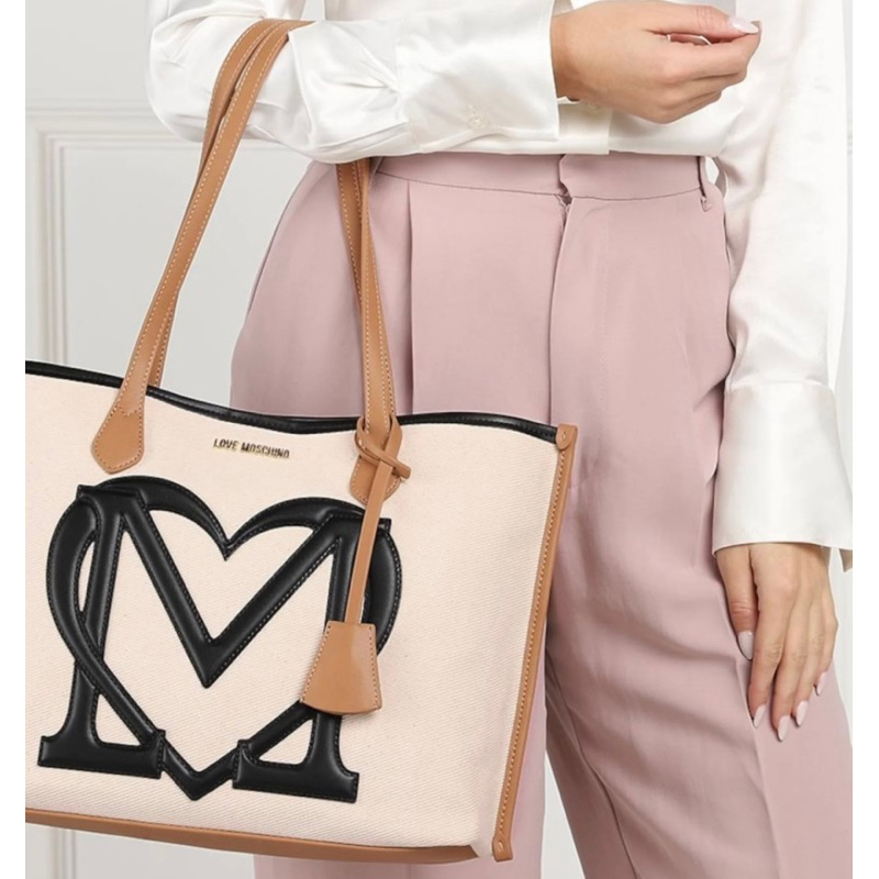 กระเป๋า ทรง tote Love Moschino logo-motif tote bag สีดำ ของแท้💯💯