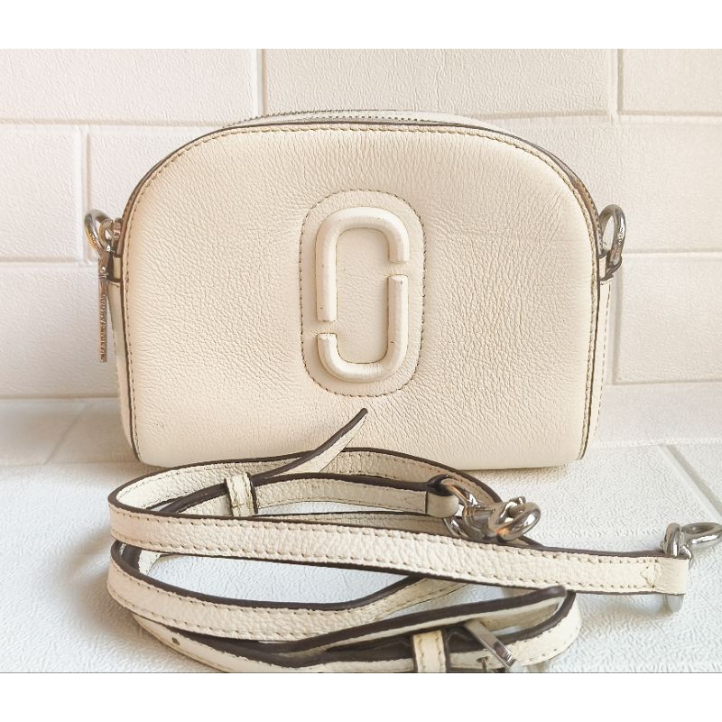 *แท้* มือสอง Marc Jacobs shutter crossbody bag plain leather