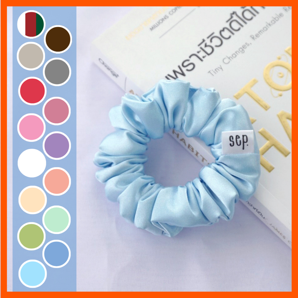ลด 50% ขั้นต่ำ 150 บาท🧵 แฮนเมด 🎅🎄🎁 ไซส์M ยางรัดผมโดนัทซาตินคริสมาส  - M Christmas satin scrunchies