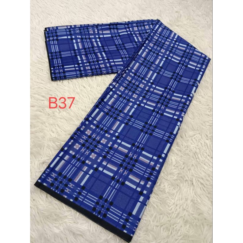 ผ้าโสร่งชายผ้าถุงเย็บสำเร็จพร้อมนุ่ง(B42) ผ้าคอตตอน100%ผ้านิ่มไม่ลื่นสีไม่ตกซับน้ำได้ ราคาชิ้นละ55บาท ผ้านำมาตัดเสื้อได้