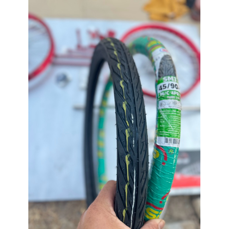 ยางนอก มอเตอร์ไซด์ หลายไฟ เบอร์ 45/90และ50/90 เลือกได้เลย