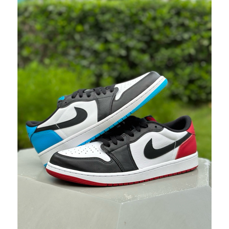 Nike Air Jordan 1 Low OG “Black Toe”