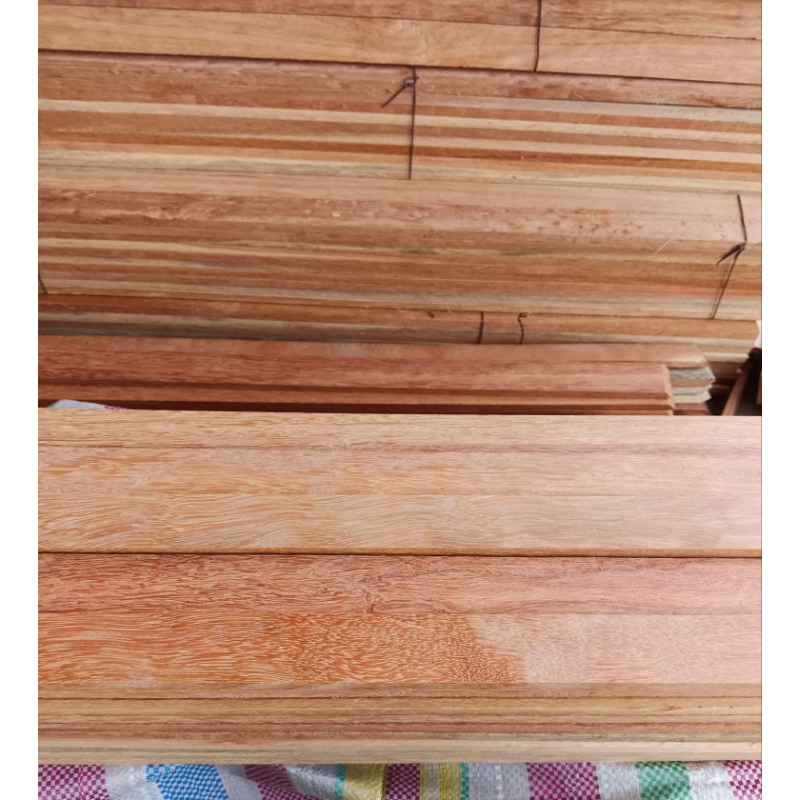 ไม้ระแนง มัดละ 10 แผ่น ไม้เนื้อแข็ง สำหรับDIY (ใหม่)  ลายสวย  ยาว 150 กว้าง 3.5 cm หนา 1 cm ราคา ถูกที่สุด ดีลบีเคเค แกลเลอรีภาพที่ 7