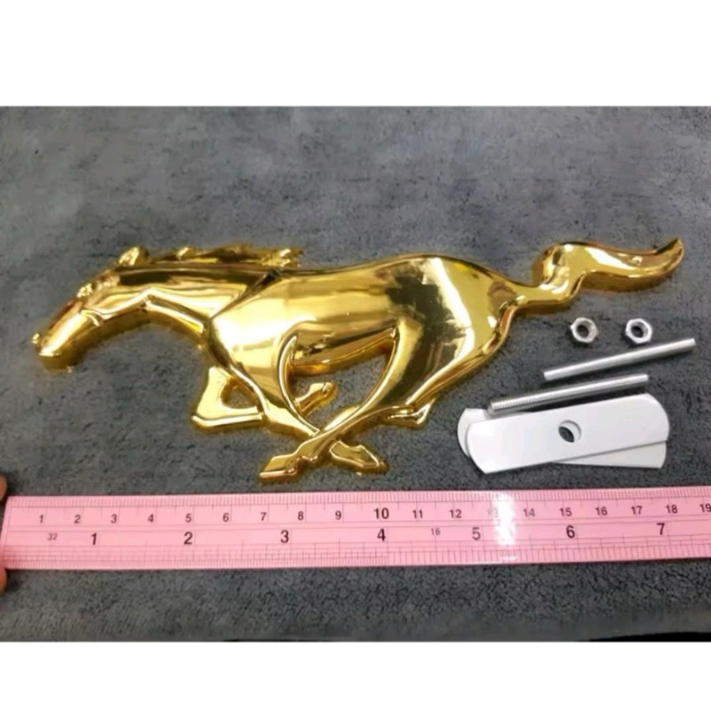 โลโก้ม้ามาสแตง เหล็ก สีทอง ขนาดใหญ่ 21 cm.