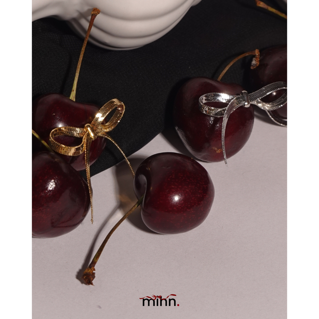 mihn. - Ribbon Flat Earrings ต่างหูริบบิ้นโบว์สุดชิค