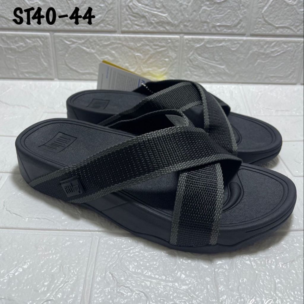 รองเท้าเพื่อสุขภาพ Fitflop ผู้ชาย Size 40---44 แบบมาไหม่ พื้นนุ่มสายสลิงใส่ทนทานไม่ขาดง่าย ใส่สบายมาก รับรองสินค้าตรงปก