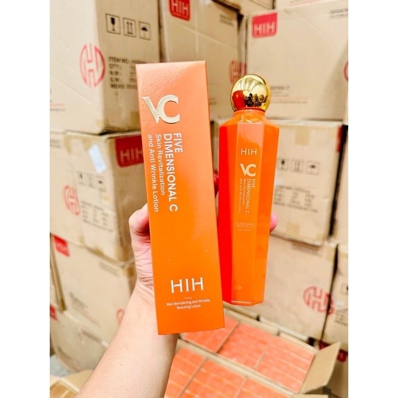 HIH VC FIVE DIMENSIONAL C น้ำตบVCขวดส้ม 300ml