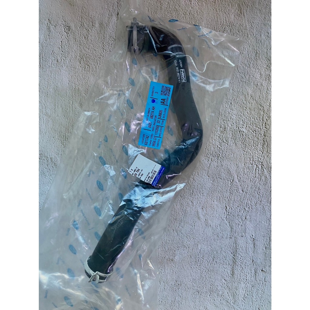 ท่อยางหม้อน้ำบน Fiesta 1.4 / 1.5 / 1.6