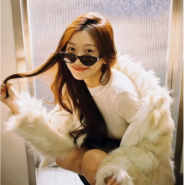 05Seaside Sunglasses แว่นกันแดดทรง Cat-eye small frame เก๋ๆเหมาะกับไปทะเล 🇹🇭พร้อมส่งจากกทม.