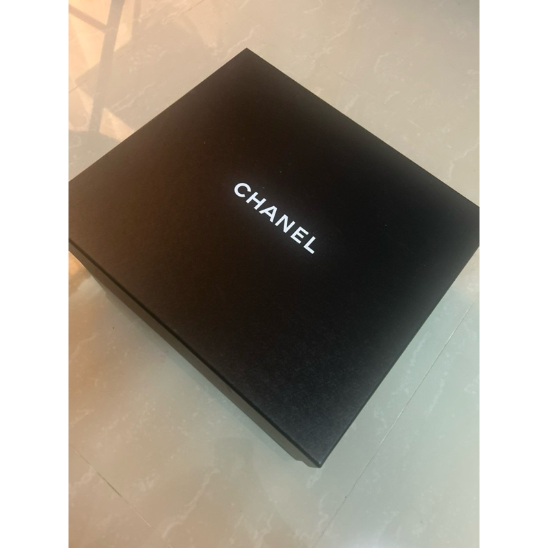 แท้💯 กล่องรองเท้าชาแนล Chanel box 11x13x5 มี กระดาษไข ซองจดหมาย ด้านในกล่อง