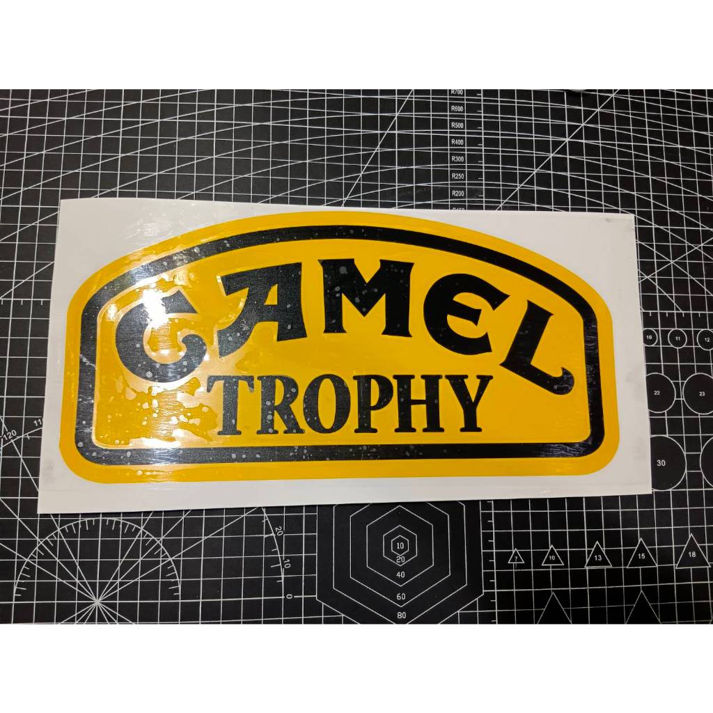 Sticker ลาย Camel เป็นงานไดคัท ตัดประกอบ 2 สี ใช้ตกแต่ง ติดได้ทุกที่