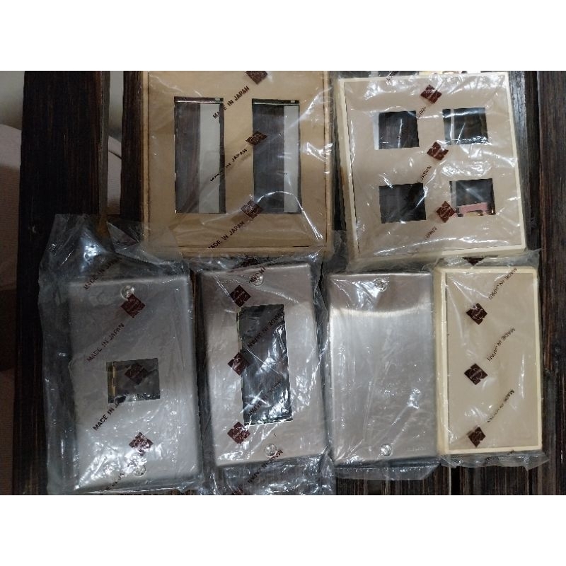 หน้ากากเนชั่นแนลรุ่นเก่า(ฝาปิดมิด,4ช่อง,6ช่อง,สแตนเลส1,3ช่อง,สแตนเลสปิดมิดแบบมีตะแกรงเหล็กด้านหลังทั้งหมด)