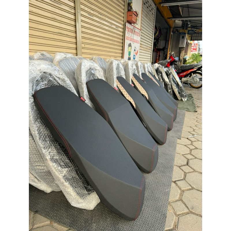 เบาะหรีด LEAD125 (โครงสร้าง) ดำล้วน/กุชชี่/ดีอออ ปาด1ตอน ปาด2ตอน