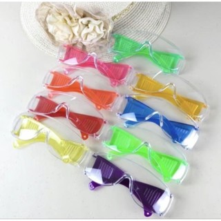 📌พร้อมส่ง📌 แว่นตาสงกรานต์ใส่กันน้ำ เลนส์ใสขาสี