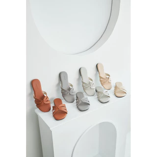 (มีส่งด่วน) Olive 5 สี รองเท้าแตะเสริมฟองน้ำพิเศษนุ่มหนา สายคาดนิ่ม