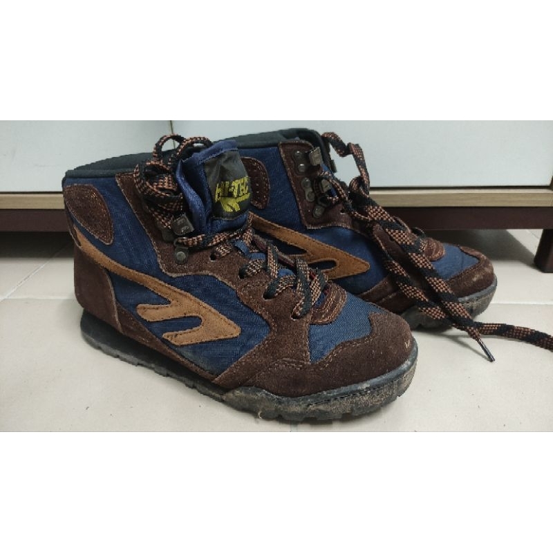 รองเท้าHi-techมือสองสภาพดีไซส์43