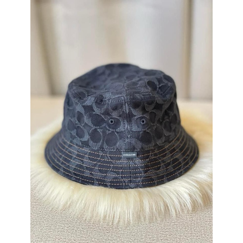 พร้อมส่ง 🔥Sale 2699🔥 หมวก Coach Signature Denim Bucket Hat  ขนาด XS/S