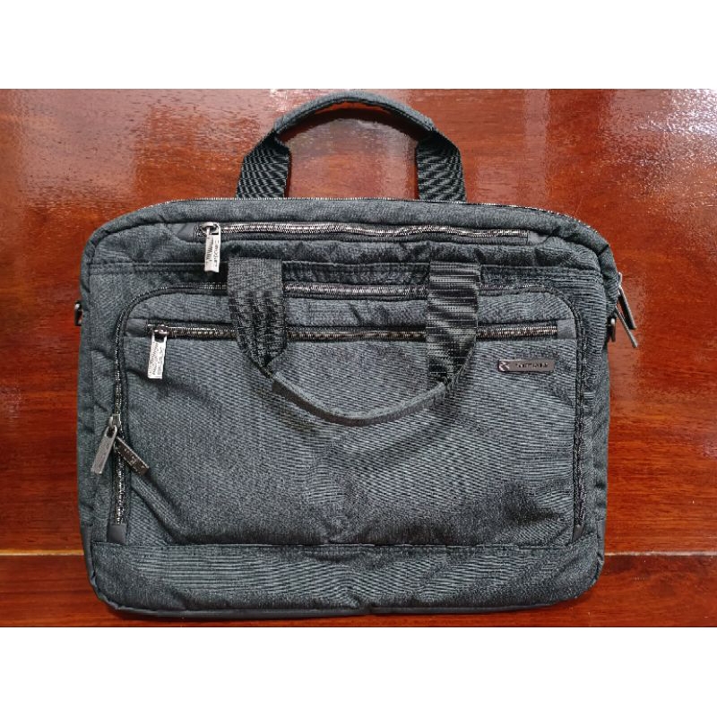 กระเป๋าใส่โน้ตบุ๊ค Samsonite แท้ 100%