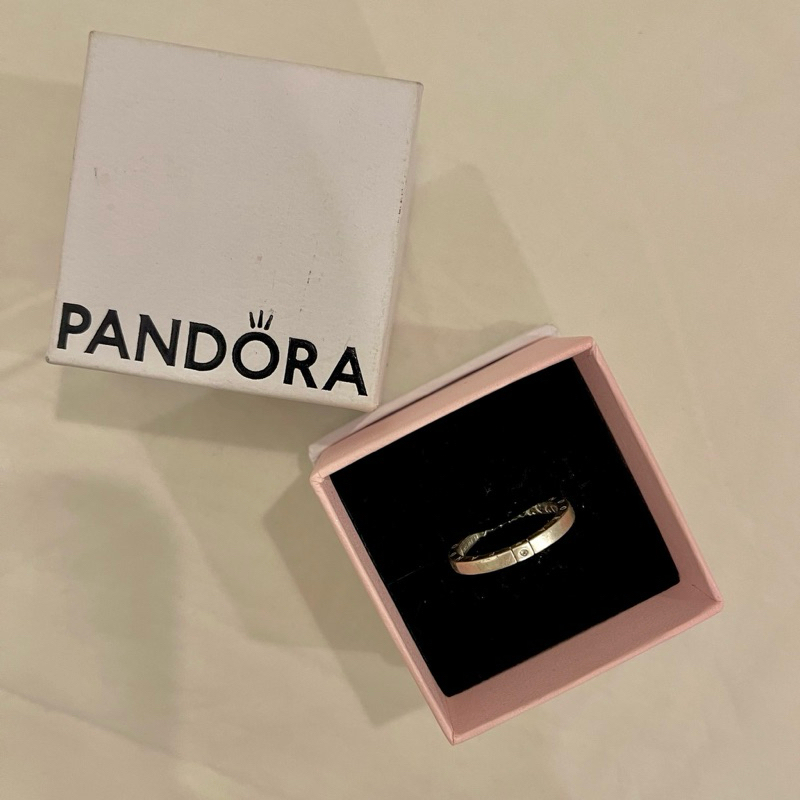 แหวน Pandora ของแท้ (size 52)