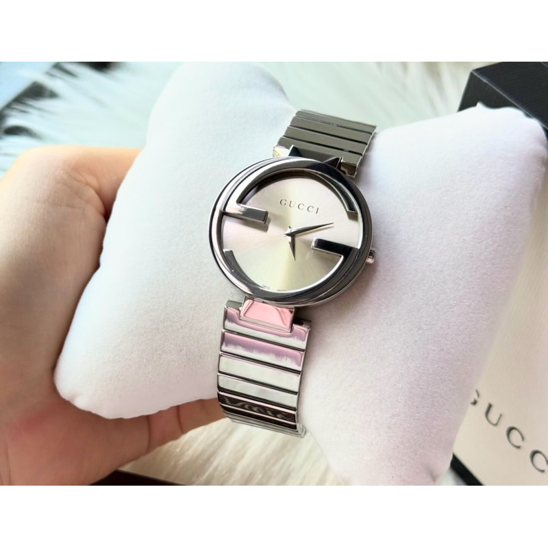 Gucci Interlocking Silver Dial Boy Size (Unisex Watch)