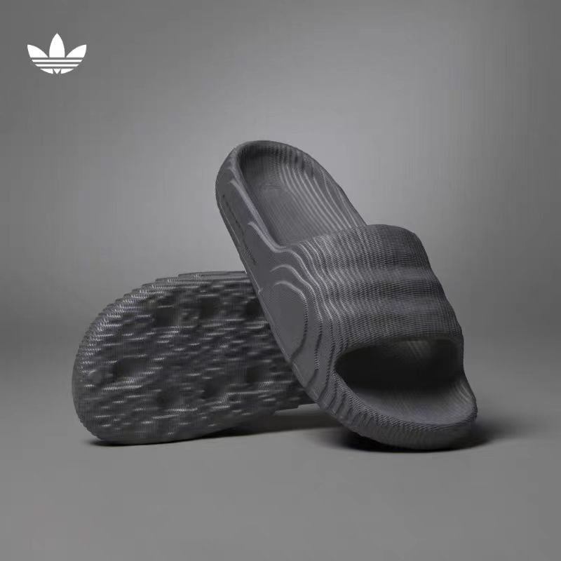 Adidas Adilette รองเท้าแตะชาย แท้ พื้น นิ่ม รองเท้าแตะผู้ชายฤดูร้อนกลางแจ้งที่มีคุณภาพสูงรองเท้า รองเท้าผู้ชาย