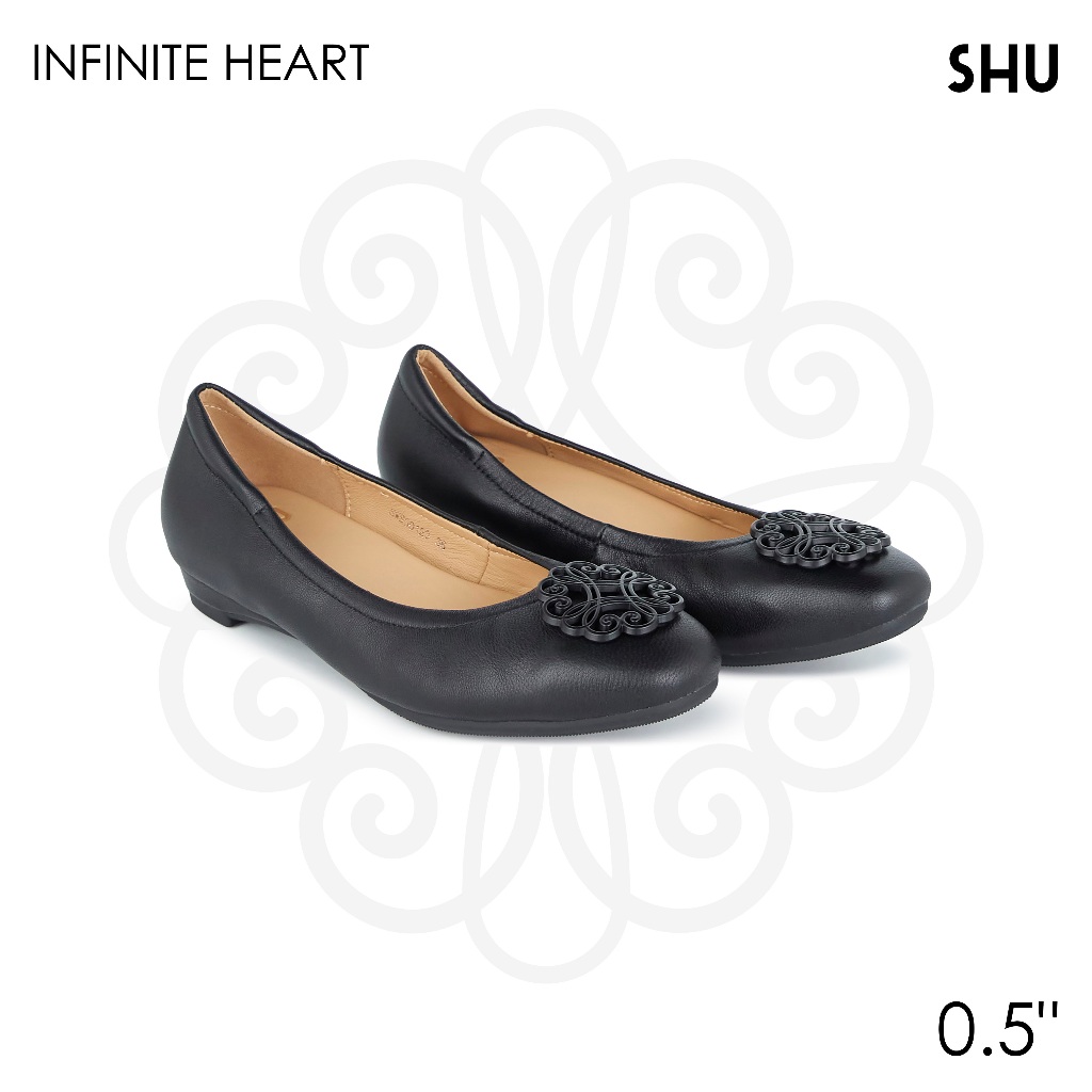 SHU SOFY SOFA 0.5" INFINITE HEART ONTONE - BLACK รองเท้าคัทชู