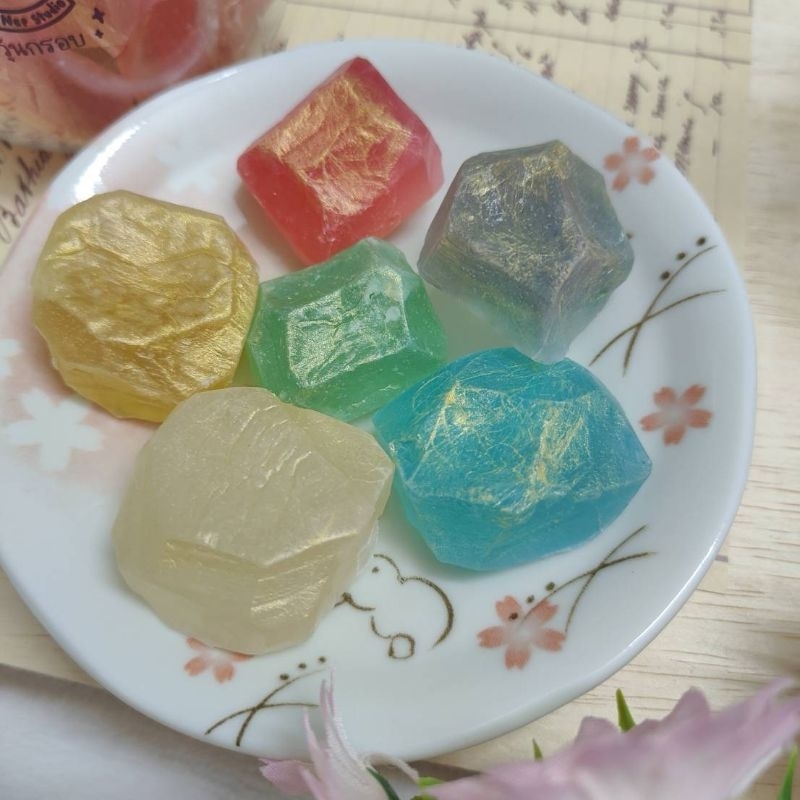 230 กรัม  วุ้นกรอบอัญมณีกลิ่นผลไม้ชิ้นใหญ่ กรอบนอก นุ่มใน  เต็มคำ Crispy jelly (Kohakuto)  Fruit flavor
