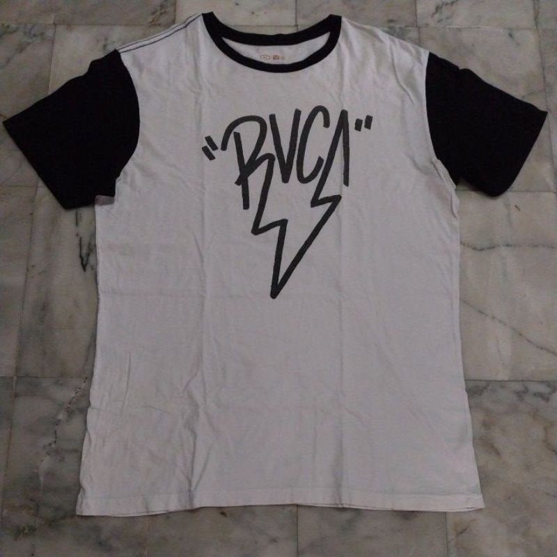 เสื้อยืดแขนสั้น แนวสเก็ตบอร์ด RVCA แท้ มือสอง สภาพดี ของพร้อมส่งครับ