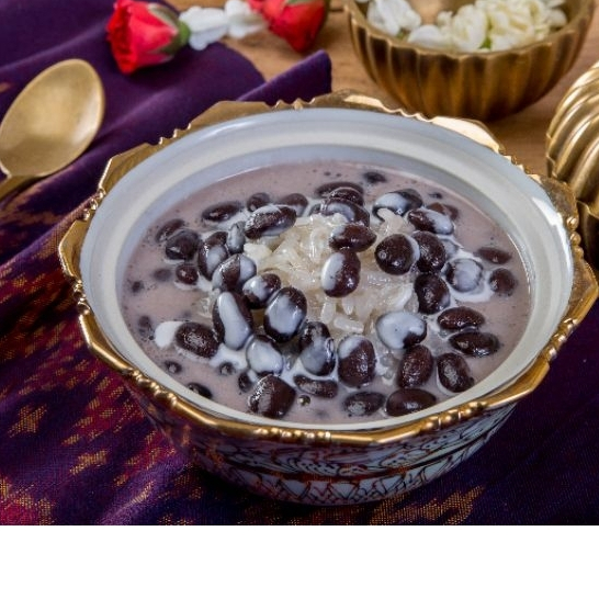 ข้าวเหนียวถั่วดำมะพร้าวอ่อน แม่ประไพ Black beans