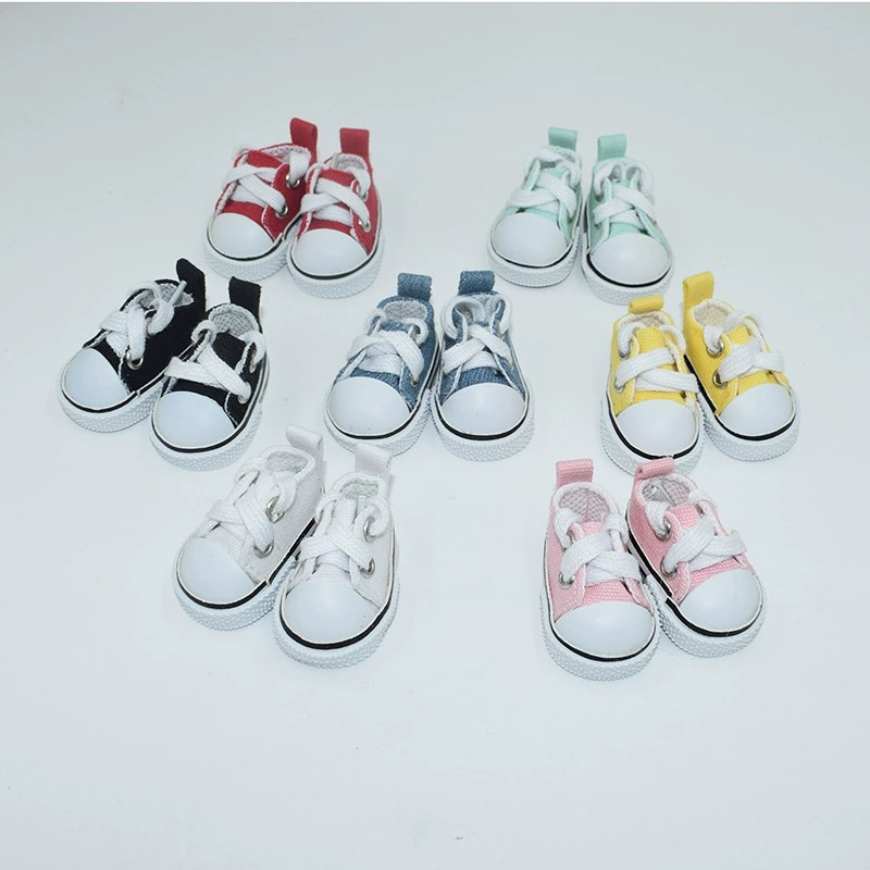 รองเท้าผ้าใบสำหรับตุ๊กตา 10cm ลาบูบู้