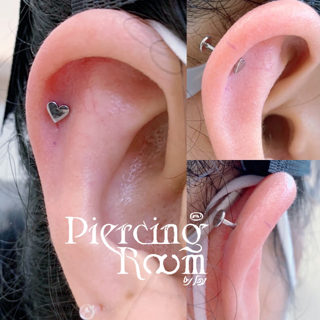Piercingroom by Jay حلق قلب تيتانيوم للبشرة الحساسة — صورة 4