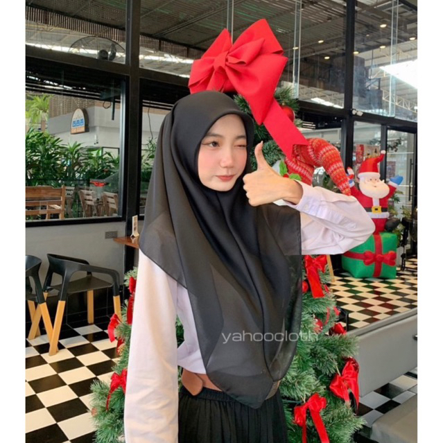 ผ้าคลุมหัวนักศึกษาสีดำ
